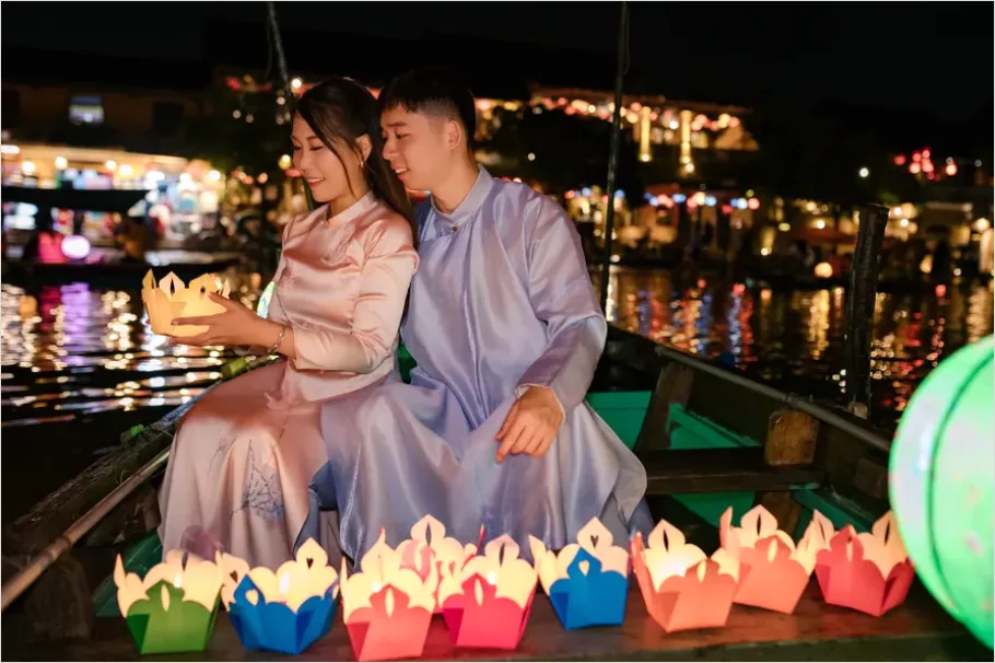 Detail Obon Lanterns River Night Reflection Number 16