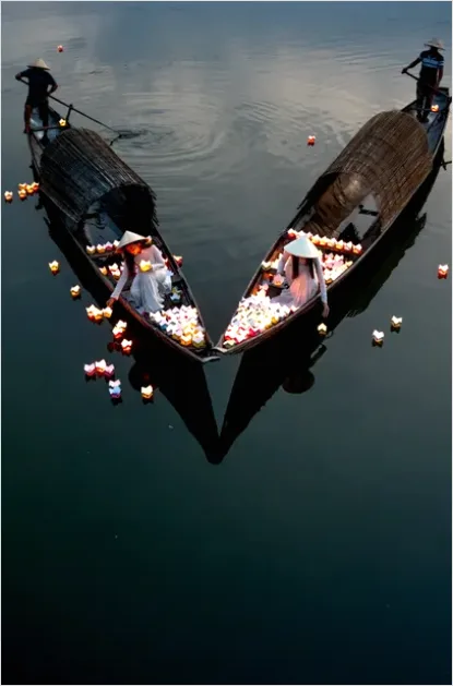 Detail Obon Lanterns River Night Reflection Number 8
