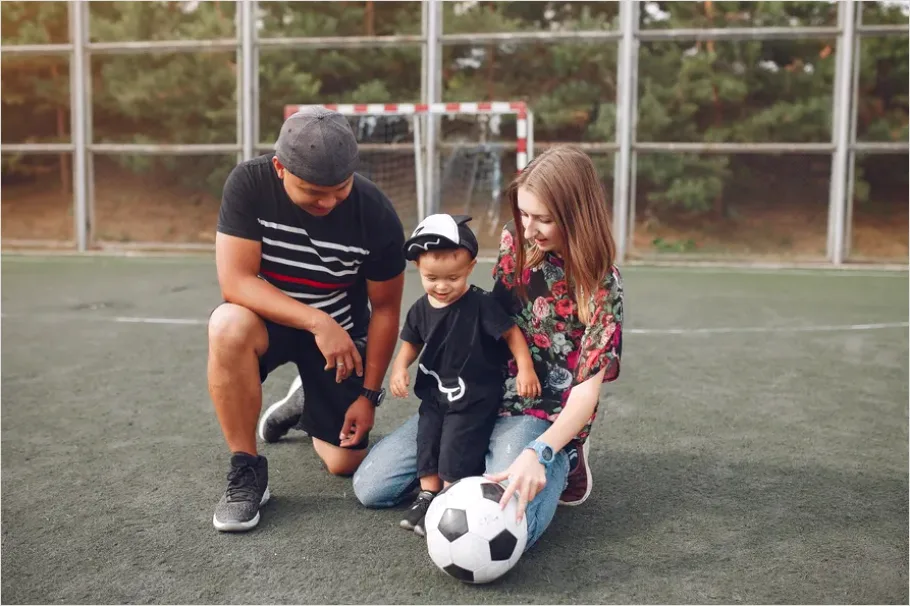 Detail Outdoor Play Active Family Lifestyle Number 14