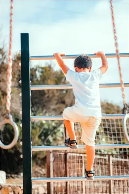 Detail Outdoor Play Active Family Lifestyle Number 3
