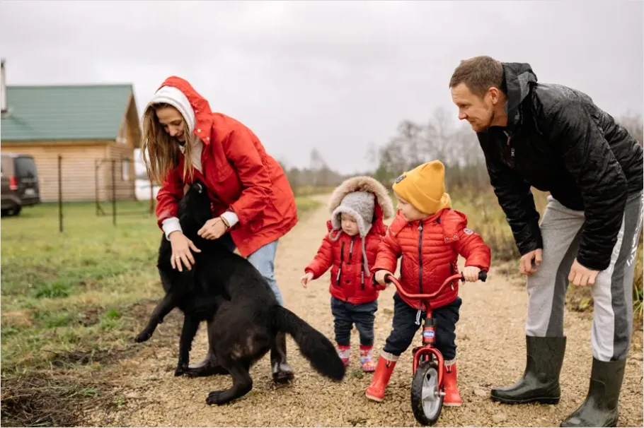 Detail Outdoor Play Active Family Lifestyle Number 10