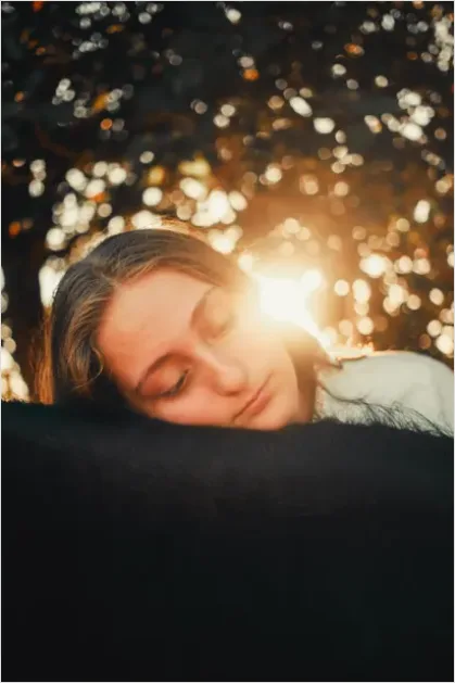 Detail Outdoor Portrait Golden Hour Sunlight Number 3