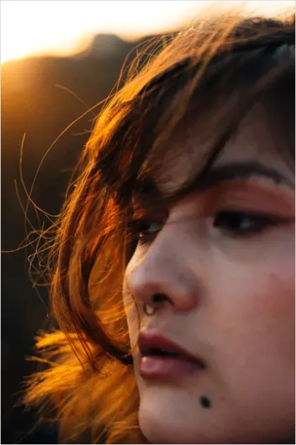 Detail Outdoor Portrait Golden Hour Sunlight Number 6