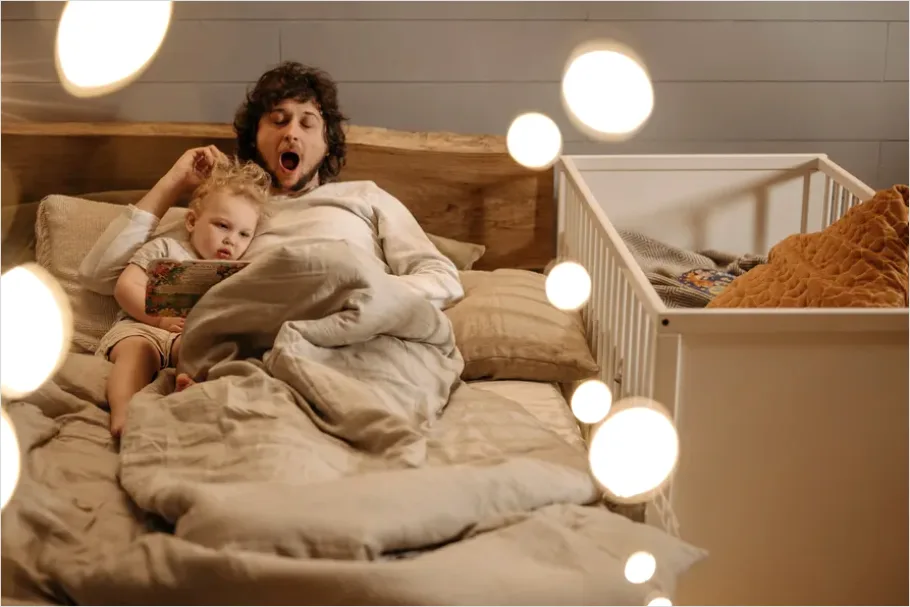 Detail Parents Reading Bedtime Story Cozy Bedroom Number 8