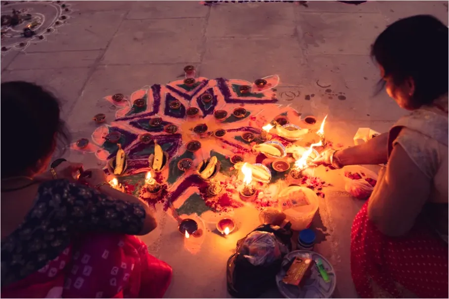 Detail Rangoli Colorful Pattern Floor Decoration Number 13
