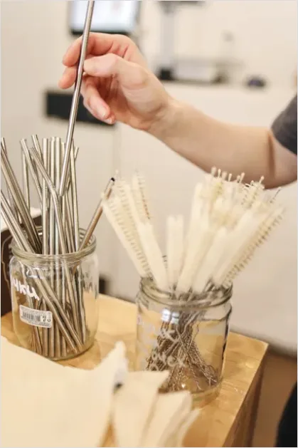 Detail Reusable Straws And Pouch Number 8