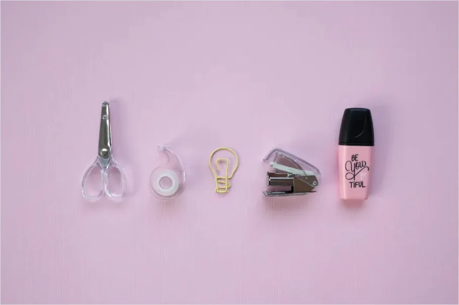 Detail Scissors And Tape Dispenser Number 4