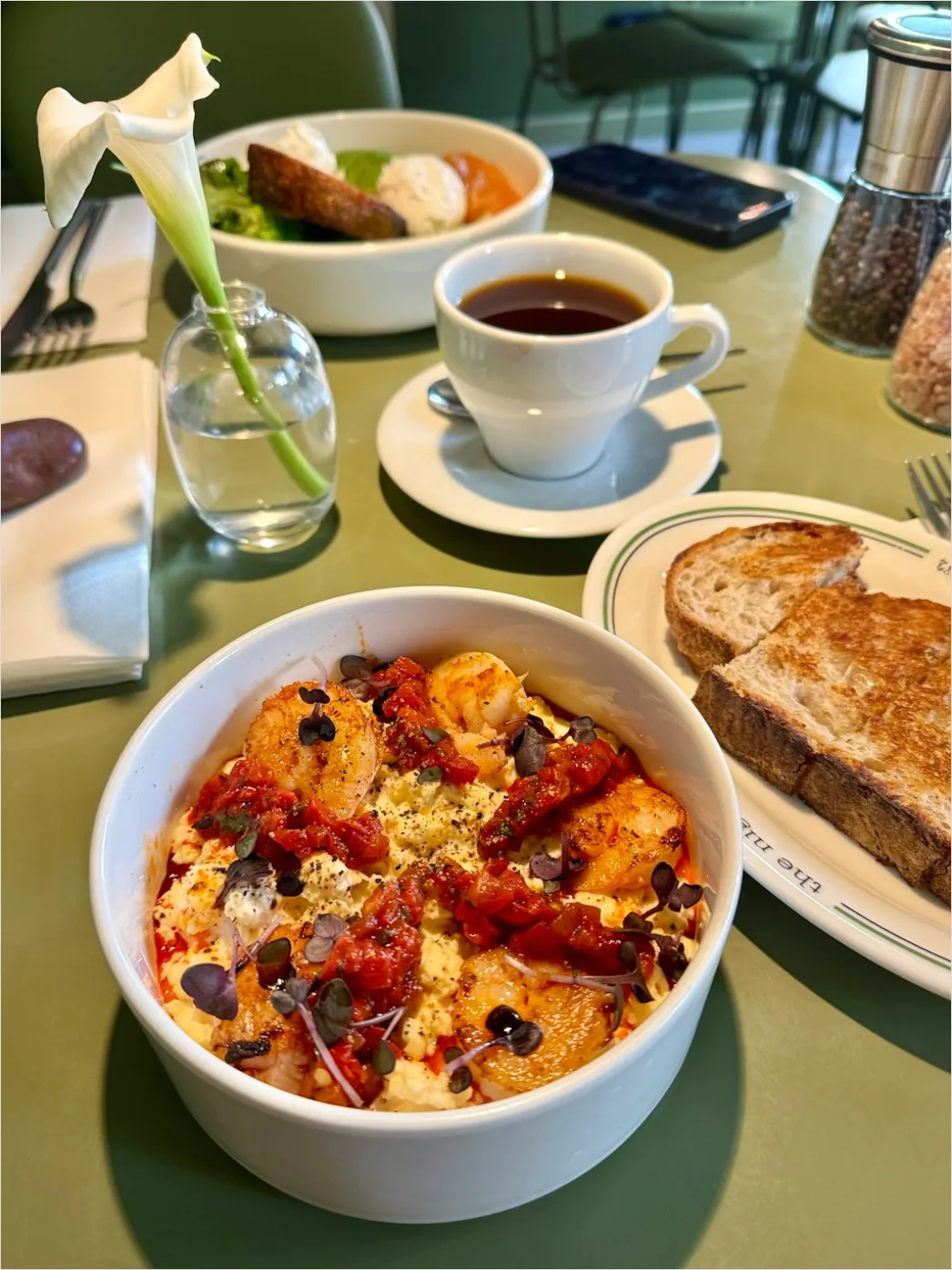 Detail Scrambled Eggs On Toast Brunch Table Number 2