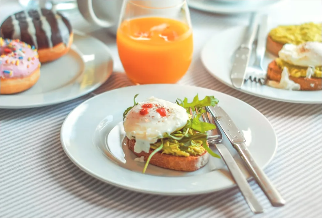 Detail Scrambled Eggs On Toast Brunch Table Number 3