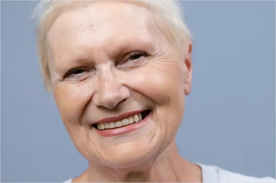 Detail Senior Woman Portrait Smiling Wrinkles Number 4