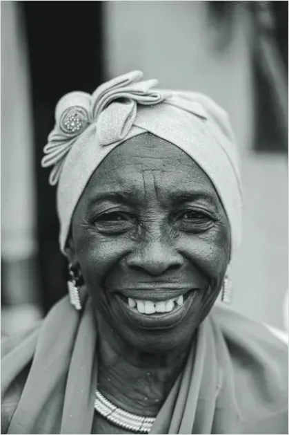 Detail Senior Woman Portrait Smiling Wrinkles Number 10