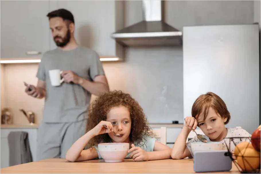 Single Parent With Kids Morning Routine Fcba