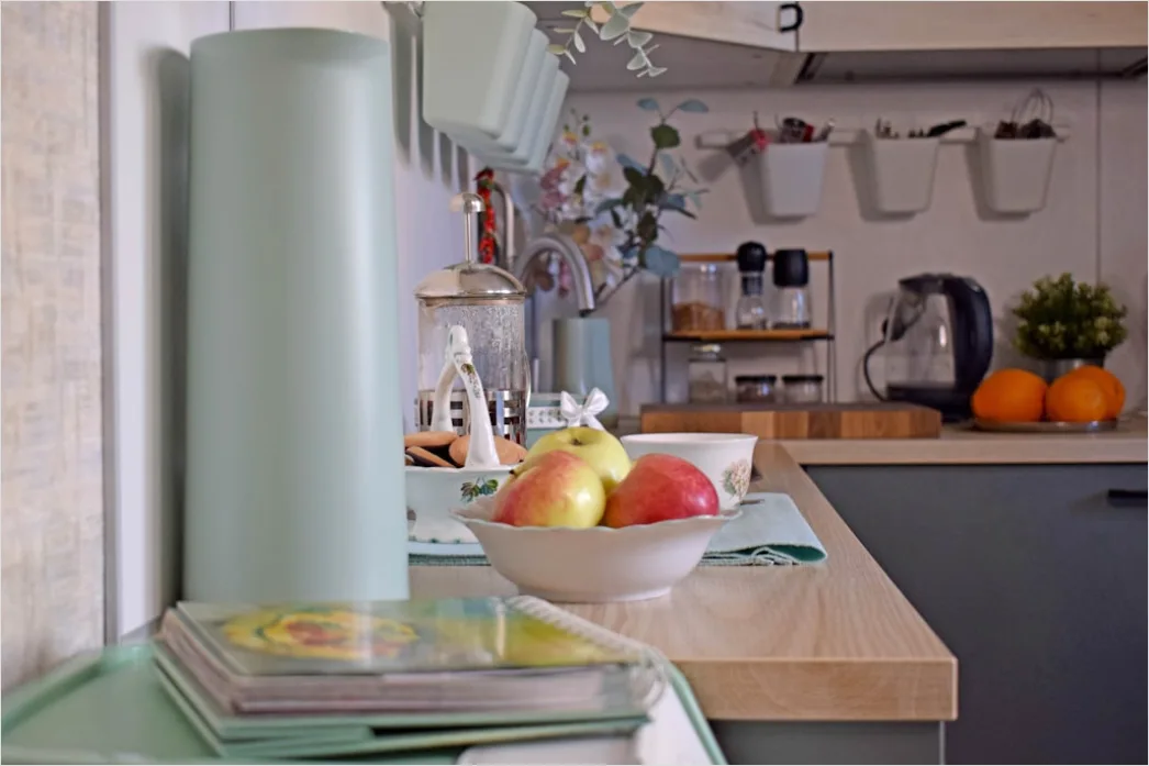Detail Smart Home Speaker On Counter Number 9