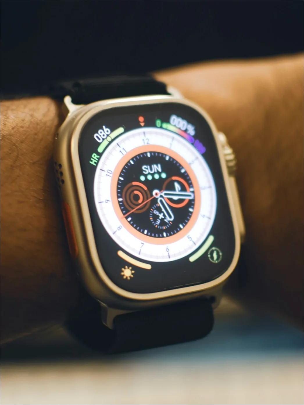 Detail Smartwatch On Wrist Close Up Number 3