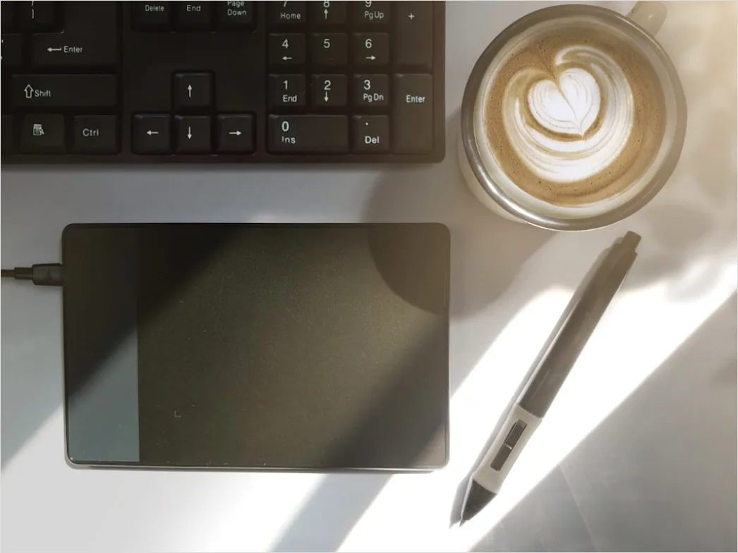Detail Tablet Screen Mockup Flat Lay Number 6