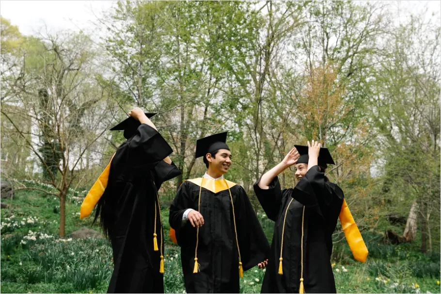 Detail Teen Graduation Cap And Gown Portrait Number 3