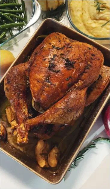 Detail Thanksgiving Family Dinner Table Overhead Number 12