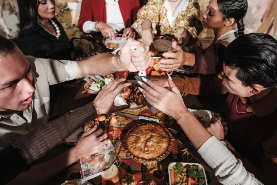 Detail Thanksgiving Family Dinner Table Overhead Number 8