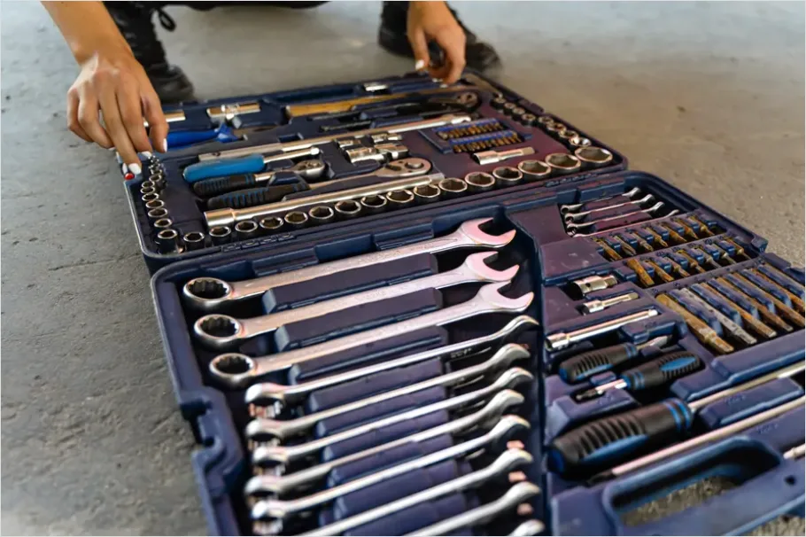 Detail Toolbox With Tools Open Number 3