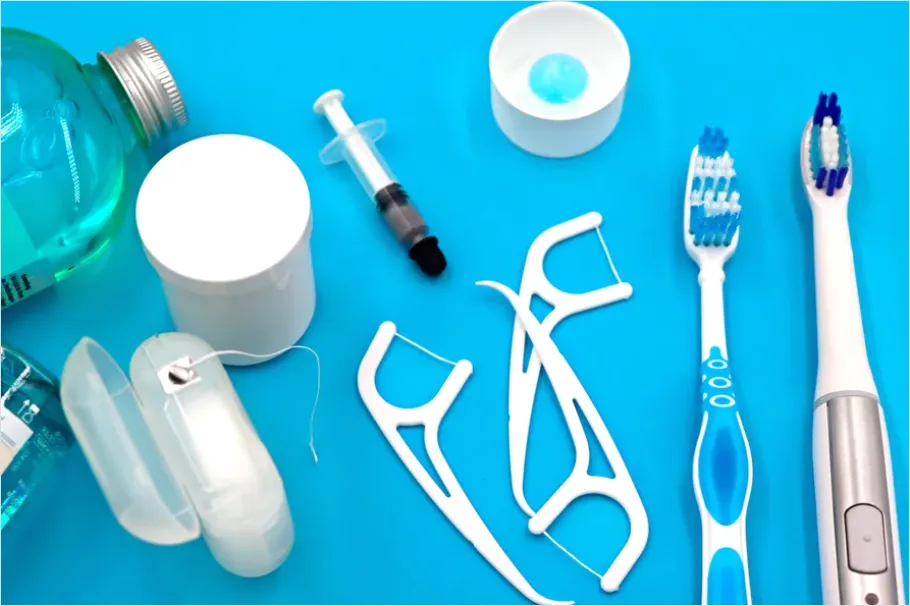 Detail Toothbrush And Toothpaste Flat Lay Number 14