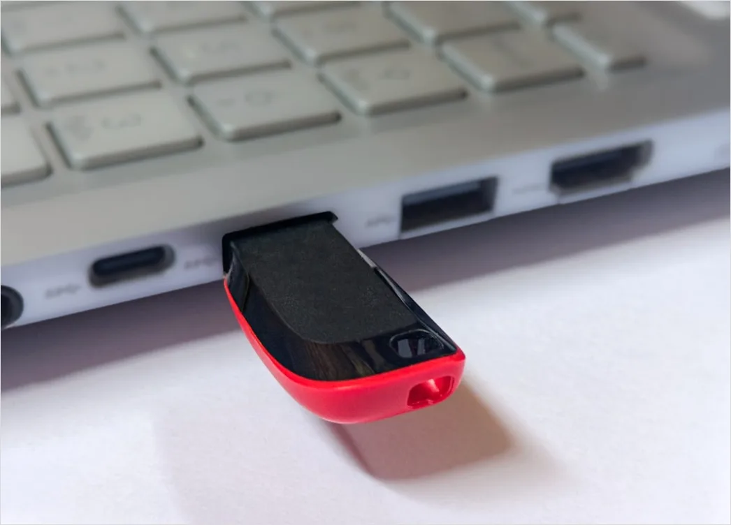 Detail Usb Flash Drive Close Up Number 9