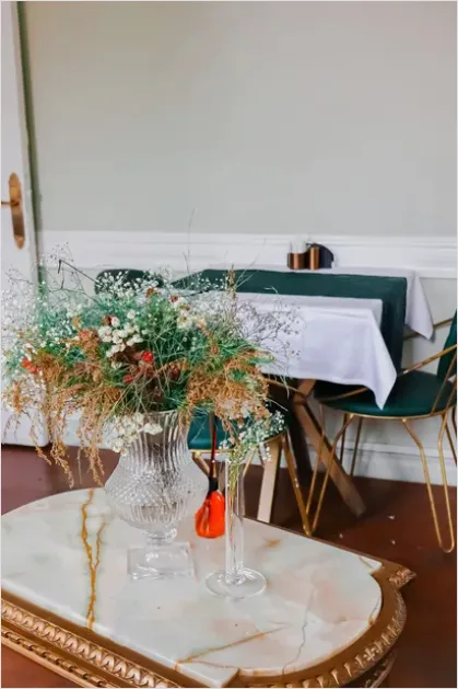 Detail Vase With Flowers On Table Number 2
