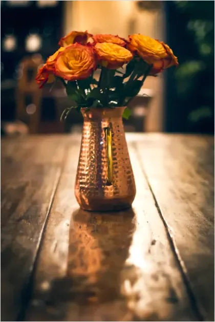 Detail Vase With Flowers On Table Number 7