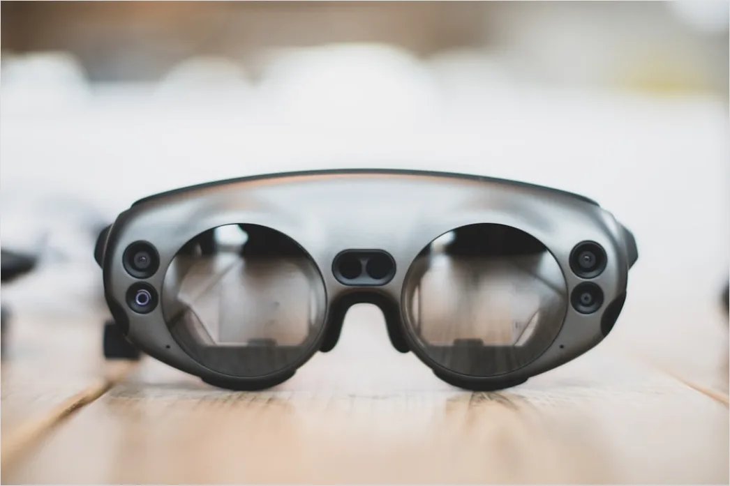 Detail Vr Headset On Table Number 15