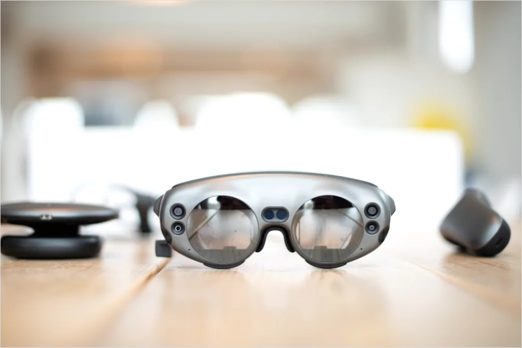 Detail Vr Headset On Table Number 16