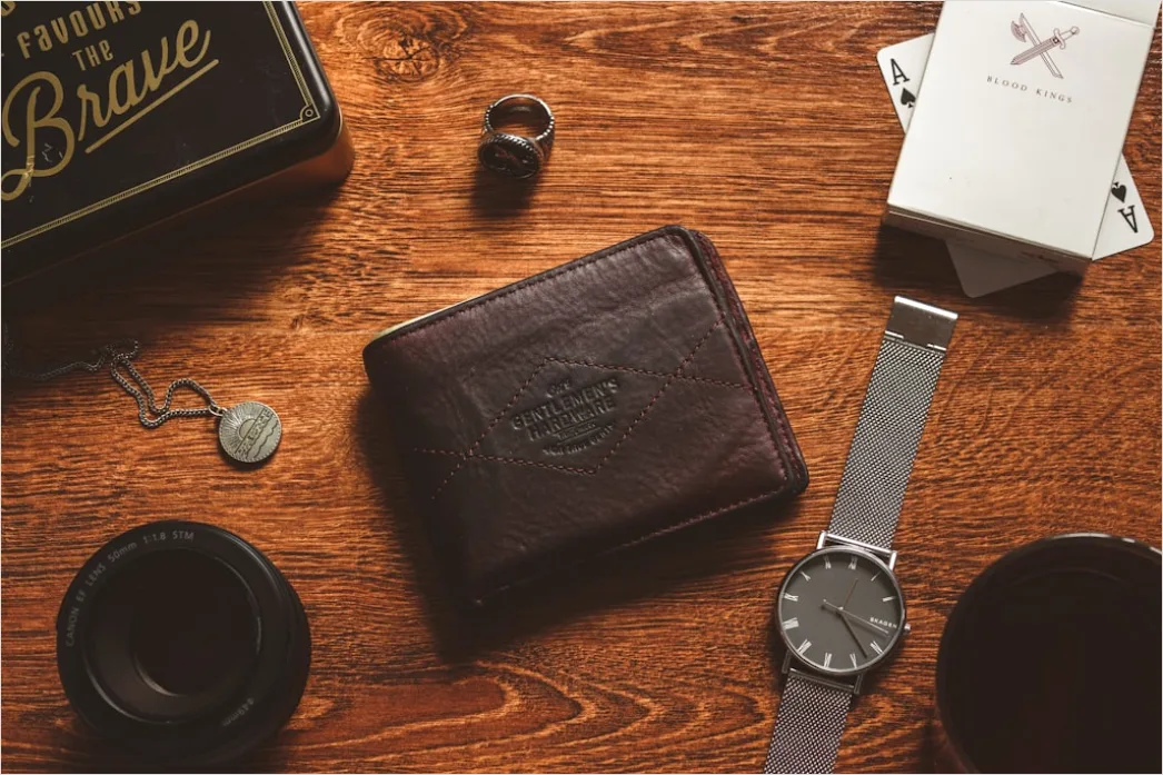 Wallet And Keys Flat Lay 608b