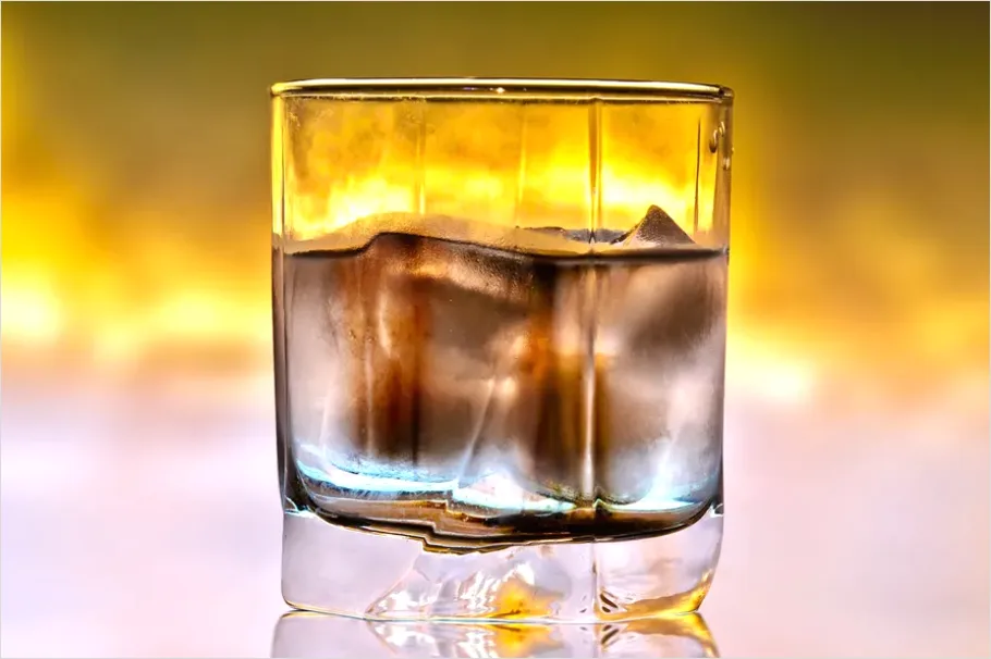Detail Whiskey Glass Ice Close Up Number 2