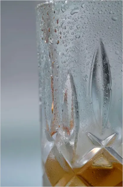 Detail Whiskey Glass Ice Close Up Number 8