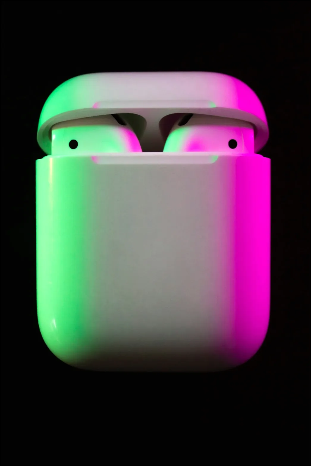 Detail Wireless Earbuds In Charging Case Number 16