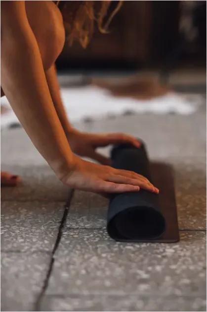 Detail Yoga Mat Rolled Up Number 13
