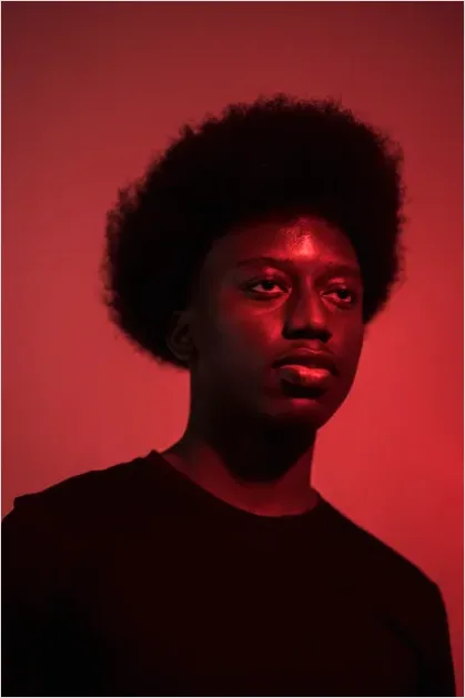 Detail Afro Hair Portrait Studio Background Number 12