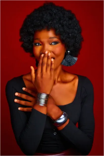 Detail Afro Hair Portrait Studio Background Number 14