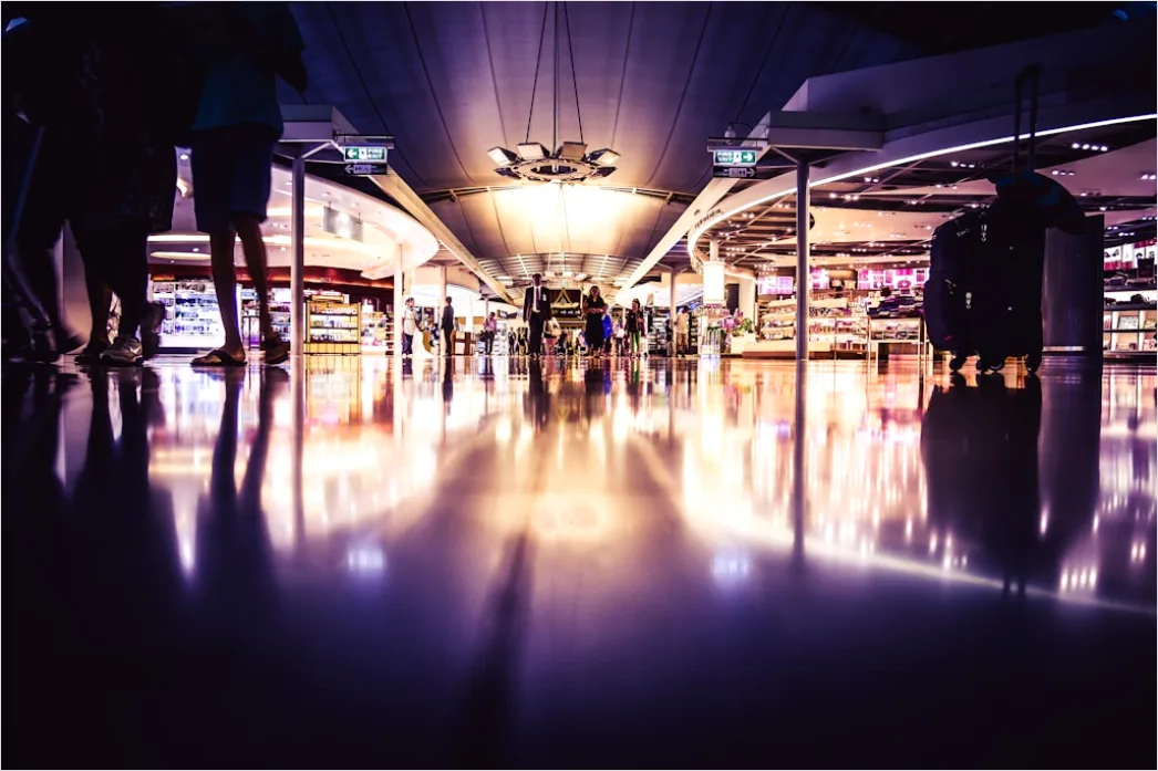 Detail Airport Terminal Travelers Walking Blur Number 8