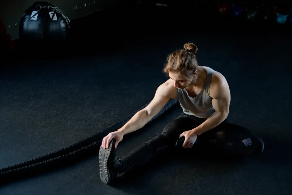 Detail Athlete Stretching Gym Moody Lighting Number 5