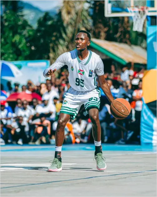 Detail Basketball Player Dribbling Court Action Number 10