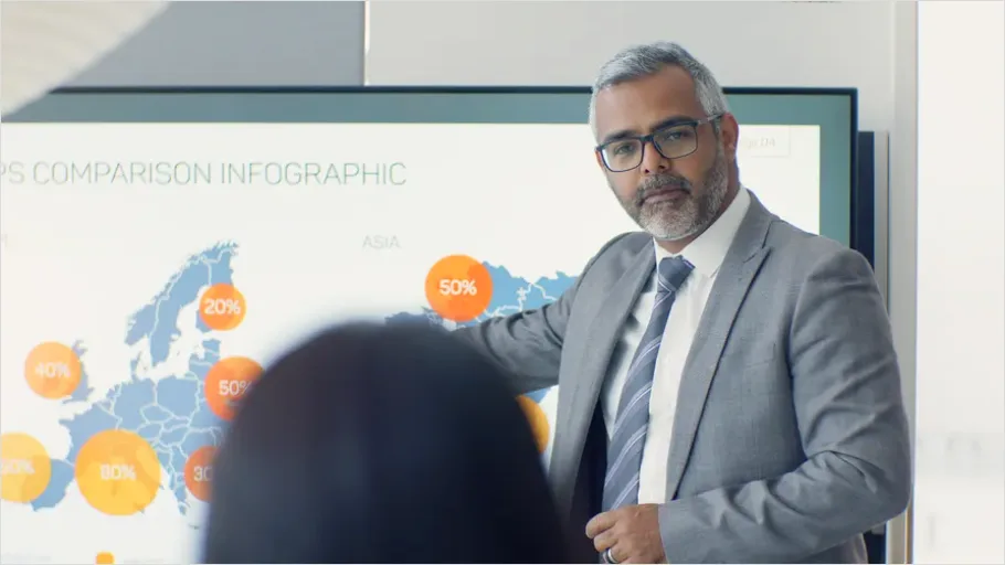 Detail Businessman Giving Presentation Conference Number 16