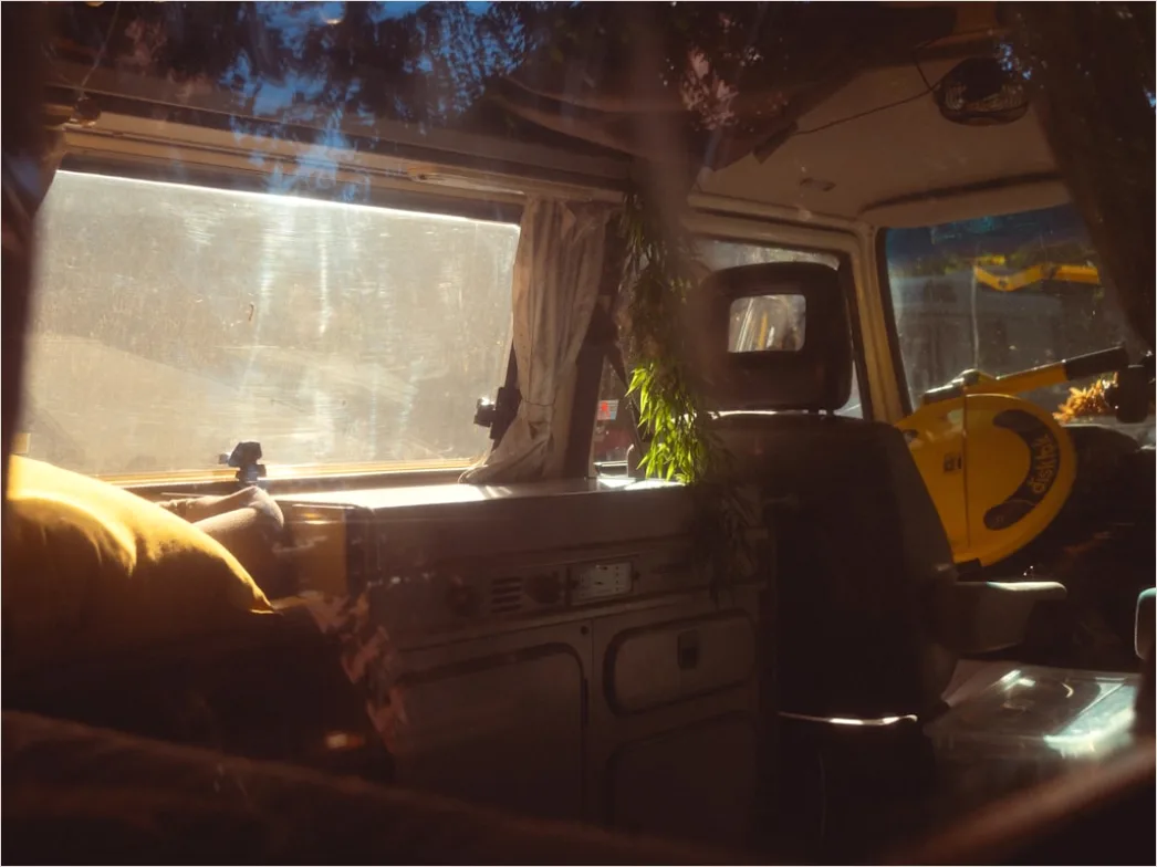 Detail Camper Van Road Trip Interior Number 15