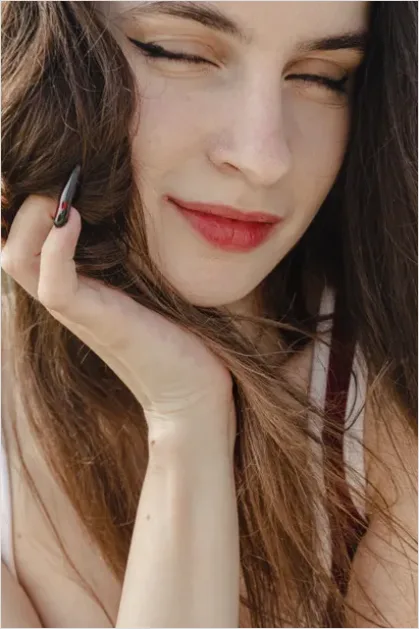 Detail Close Up Face Makeup Natural Look Number 11