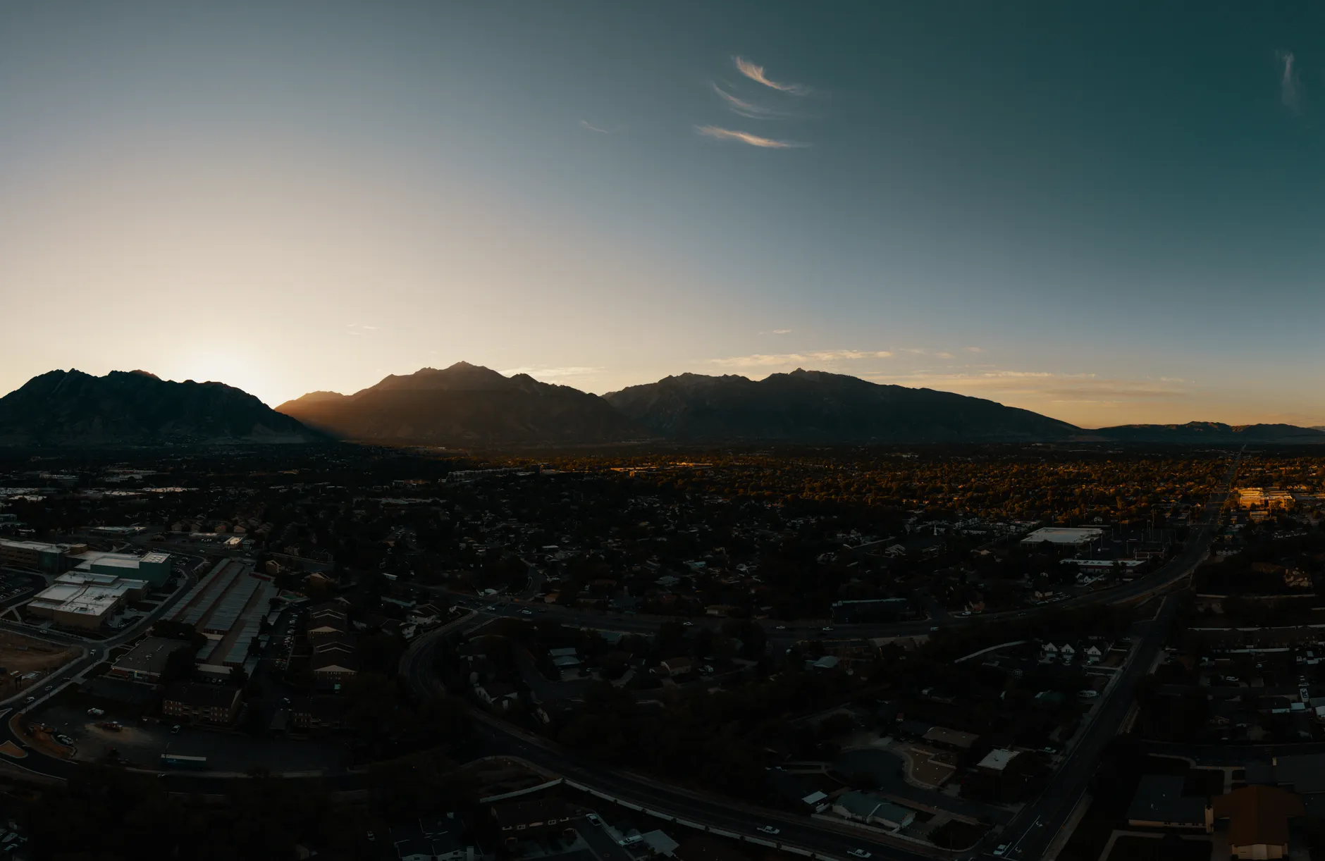Detail Denver City Skyline Mountain Backdrop Number 6