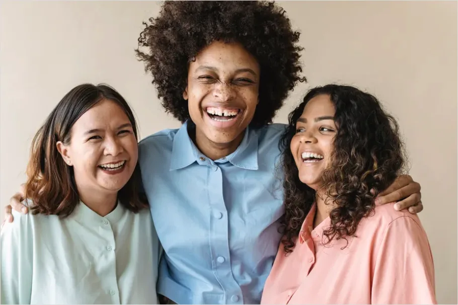 Detail Diverse Group Of Friends Laughing Number 12