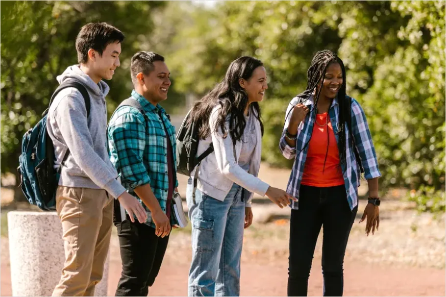Detail Diverse Group Of Friends Laughing Number 15