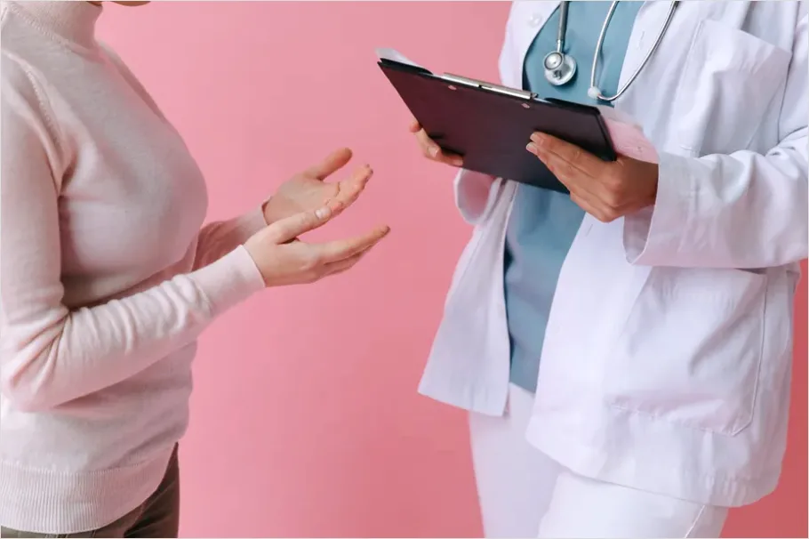 Detail Doctor And Patient Consultation Clinic Number 2