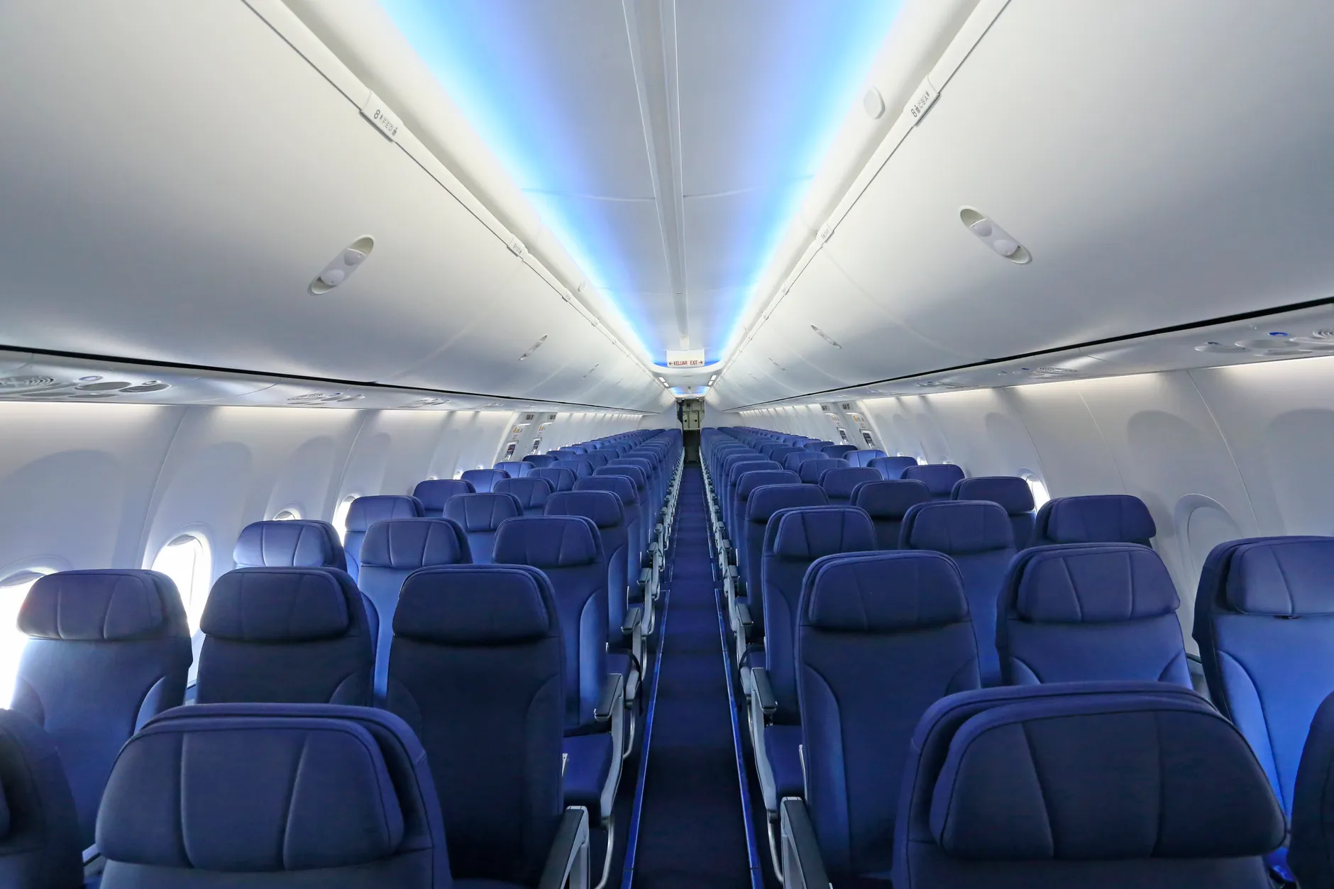 Detail Economy Cabin Airplane Seat Row Number 7