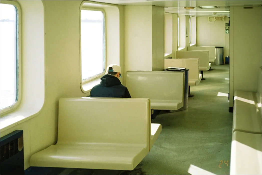 Detail First Class Cabin Luxury Interior Number 13