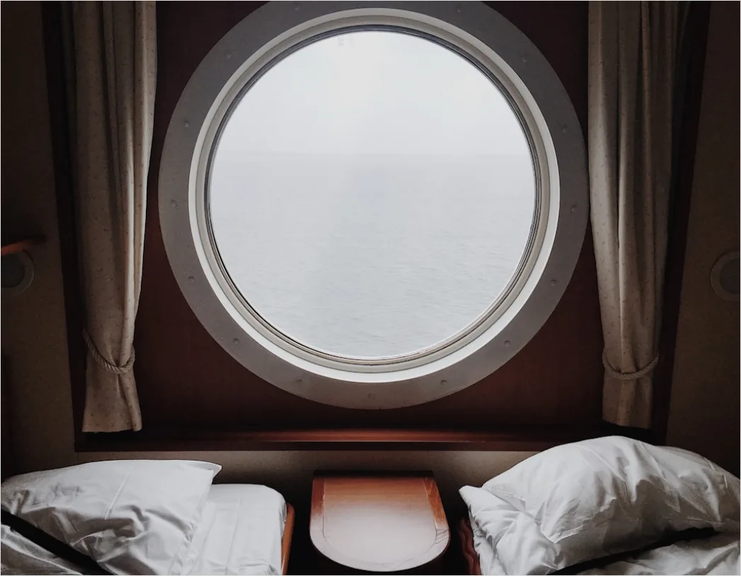 Detail First Class Cabin Luxury Interior Number 14
