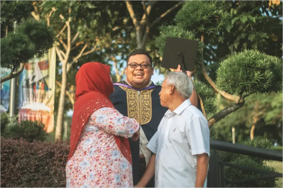 Detail Graduation Family Hugging Proud Moment Number 9